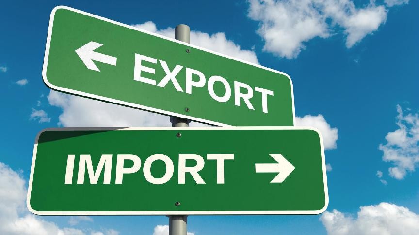 US executive order sets stricter customs enforcement requirements
