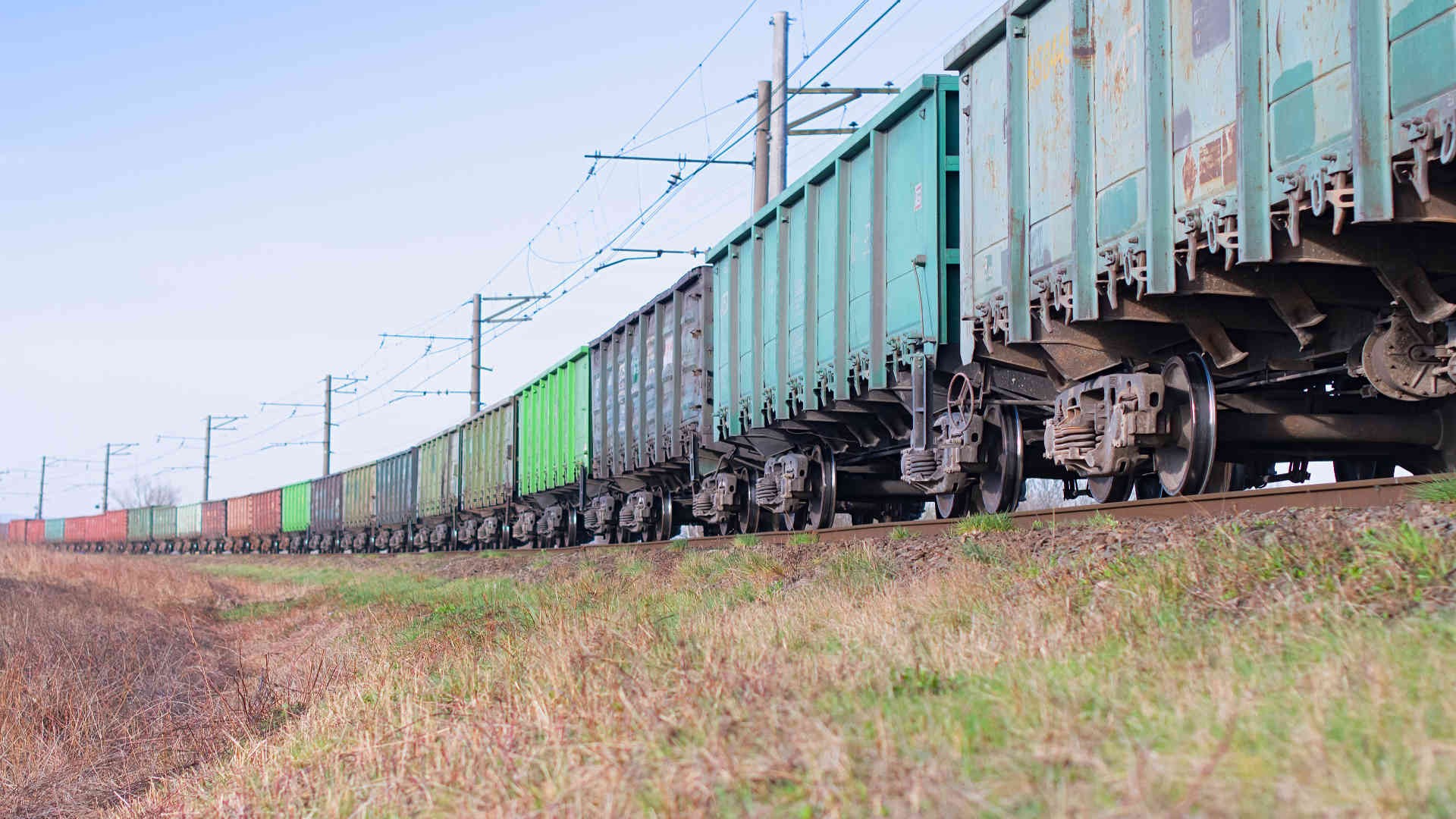 Derailment incident cuts rail freight services to London Gateway and Tilbury