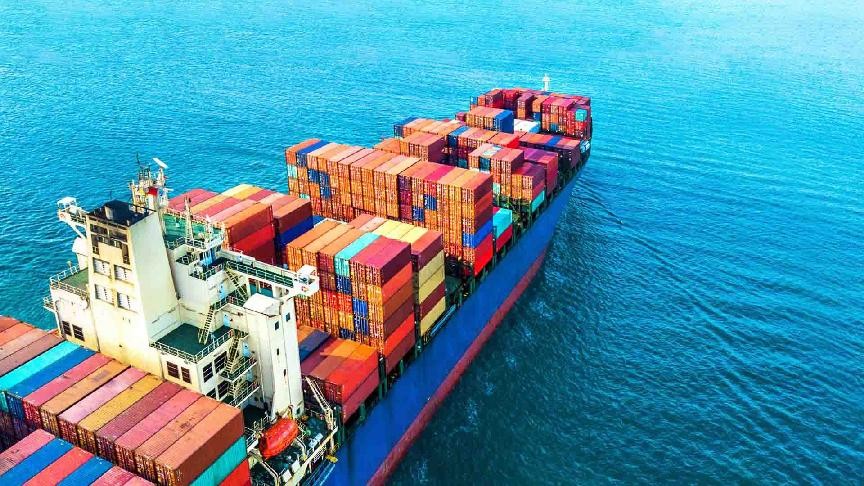 Cosco announces $2.2bn order for 12 LNG-fuelled boxships