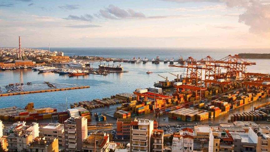 Greek ports still have a point to prove