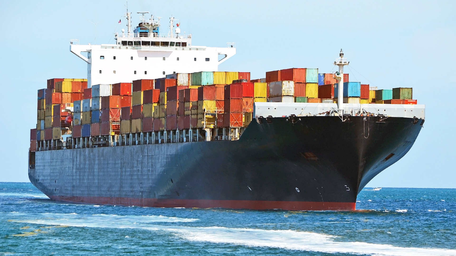 Strait of Hormuz traffic halts again as Trump announces naval blockade