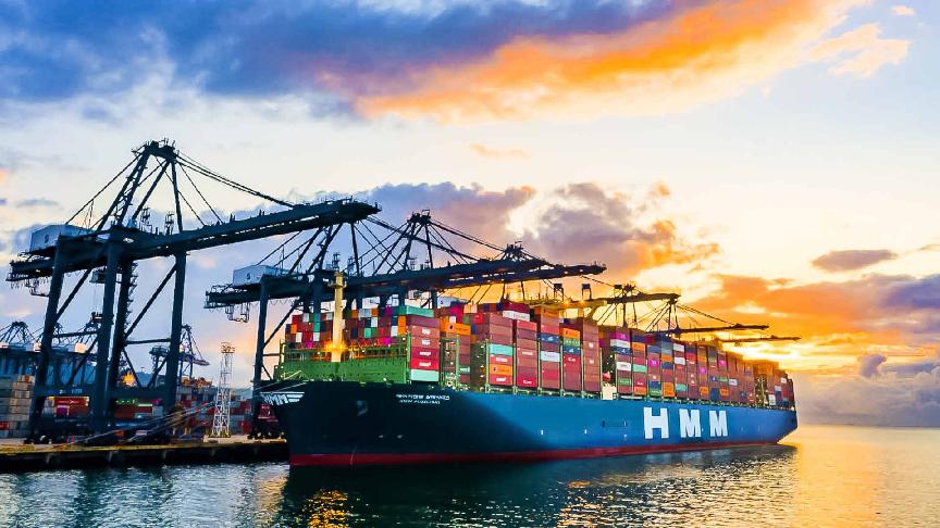 HMM expands fleet with USD 2.1 billion investment