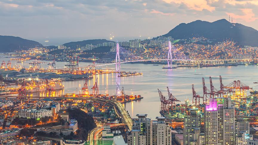 Busan records all-time high in cargo handling driven by transhipment growth
