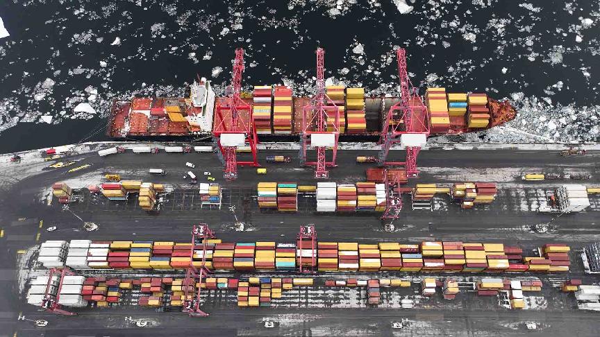 DP World signs agreement to construct new Montreal container terminal