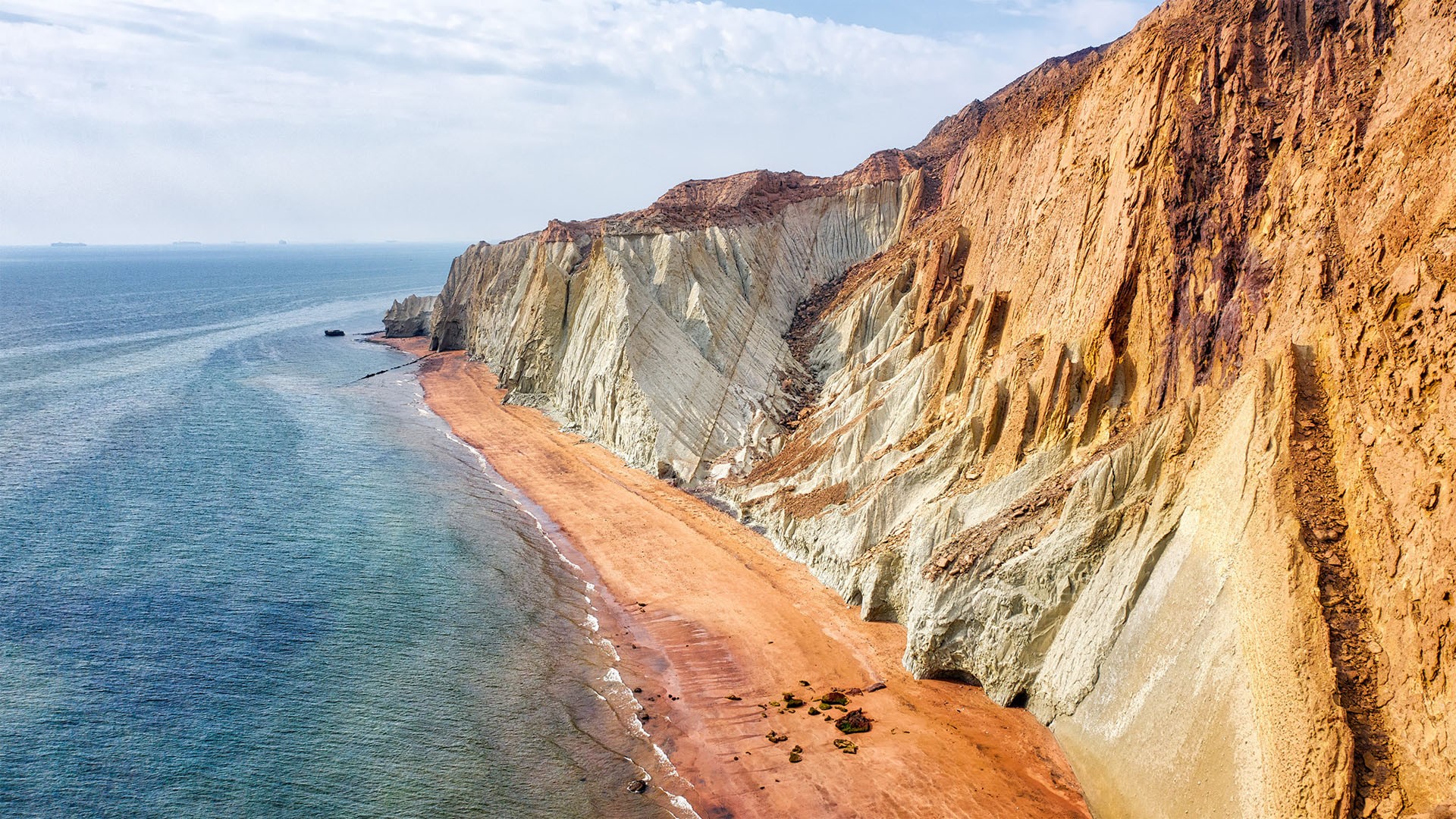 Tehran’s ‘toll booth’ system is now controlling Hormuz traffic