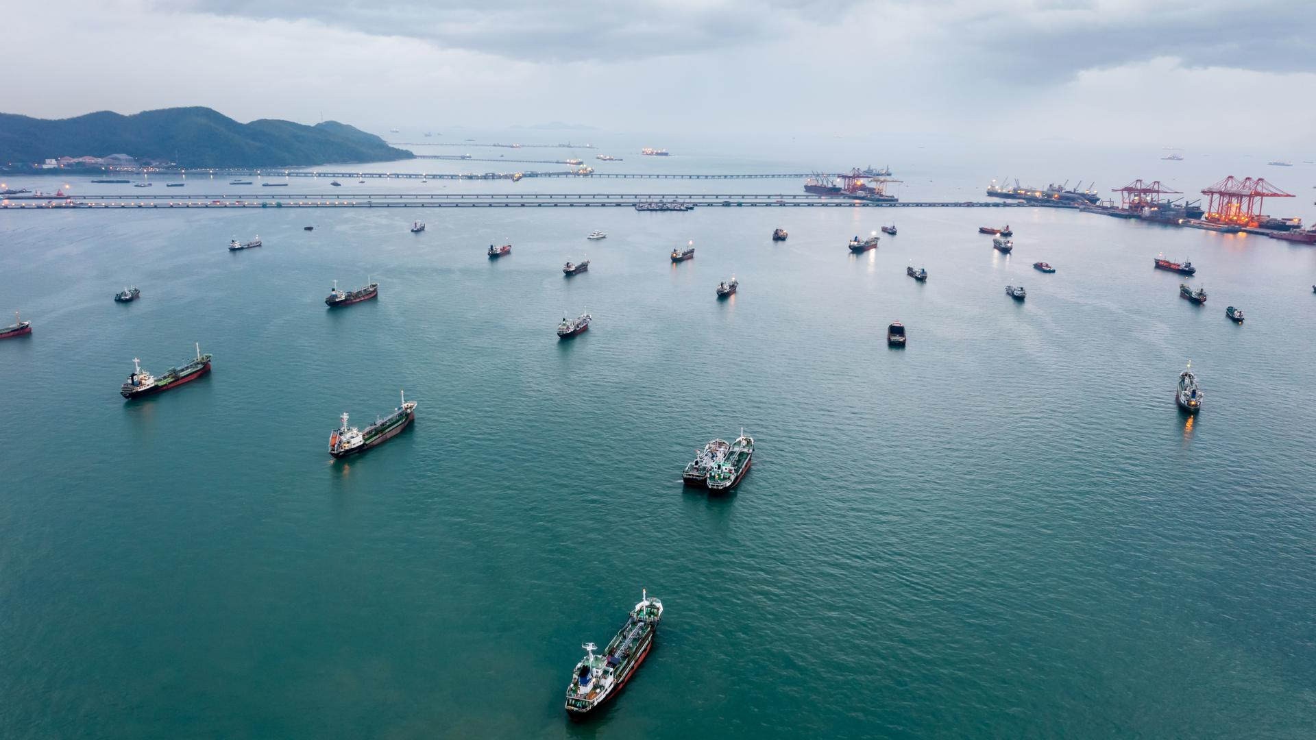 Strikes ease in Rotterdam and Antwerp, but port congestion persists