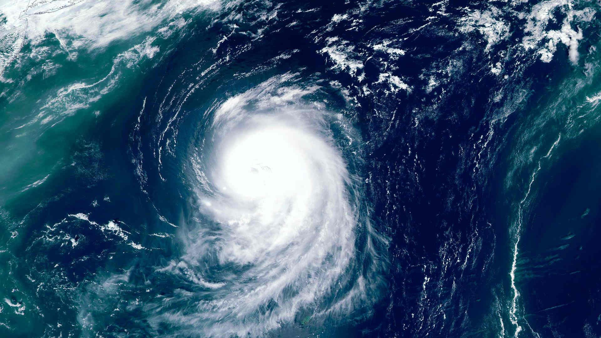 Typhoon Saudel nears the Ryukyus — eastern China track still uncertain