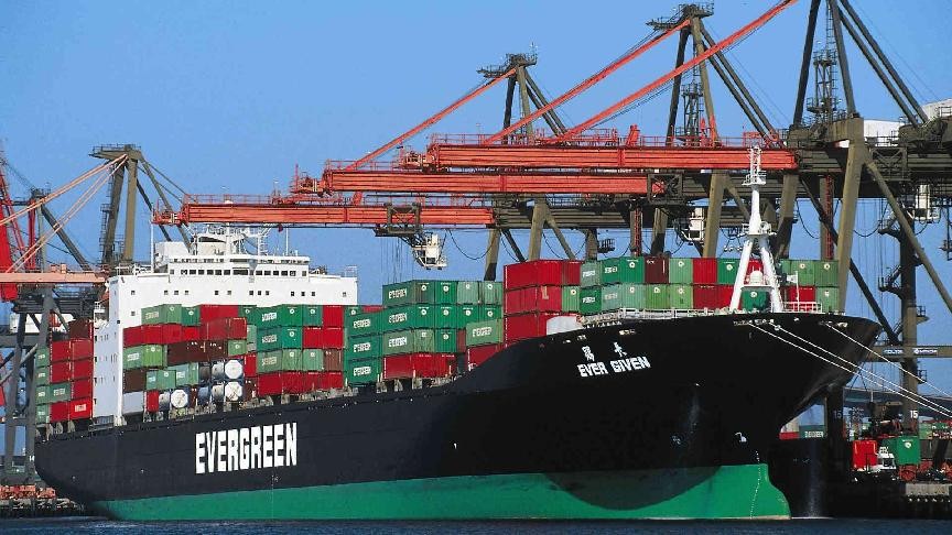 Evergreen boxship hit in Strait of Hormuz