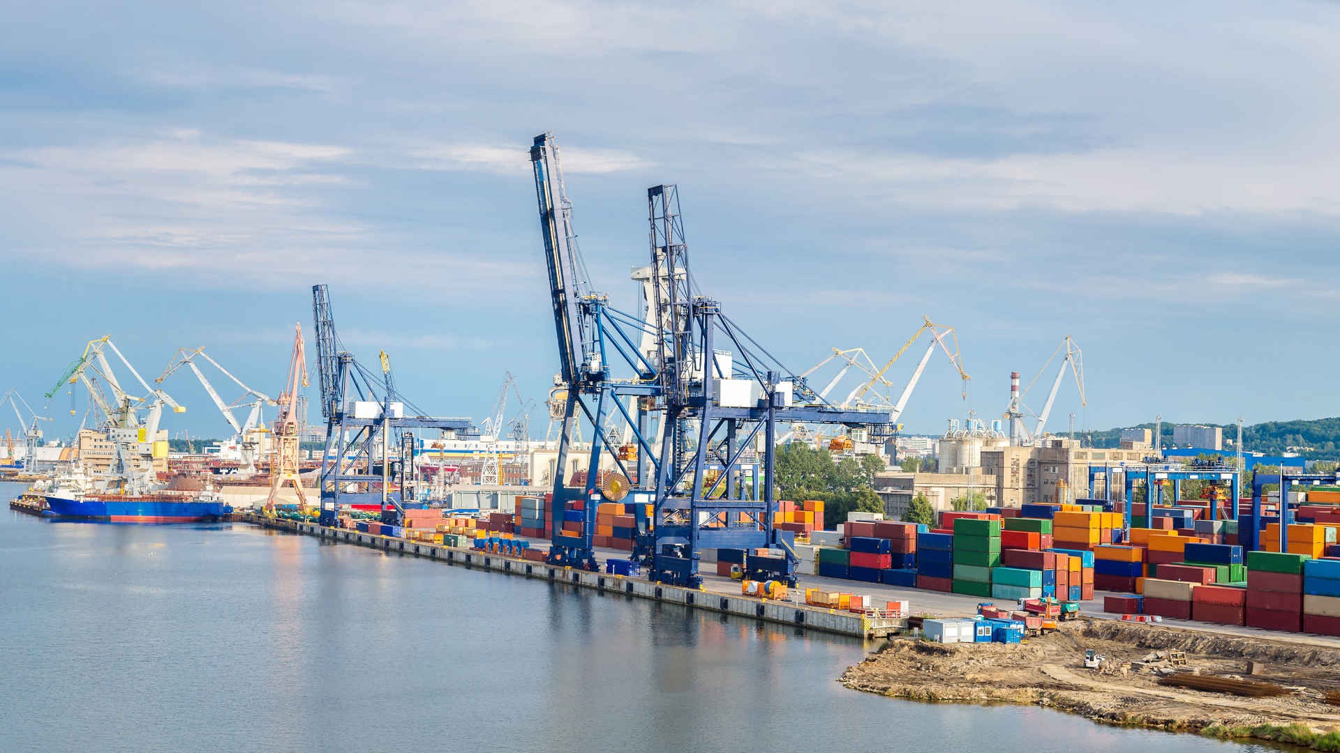 Poland to build ‘massive’ port project on Baltic