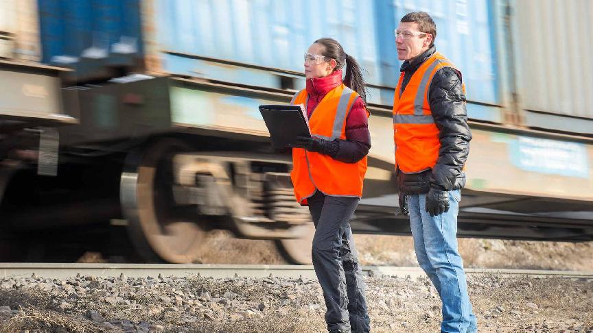 Railway connections in Italy affected by rail works, floods and strikes