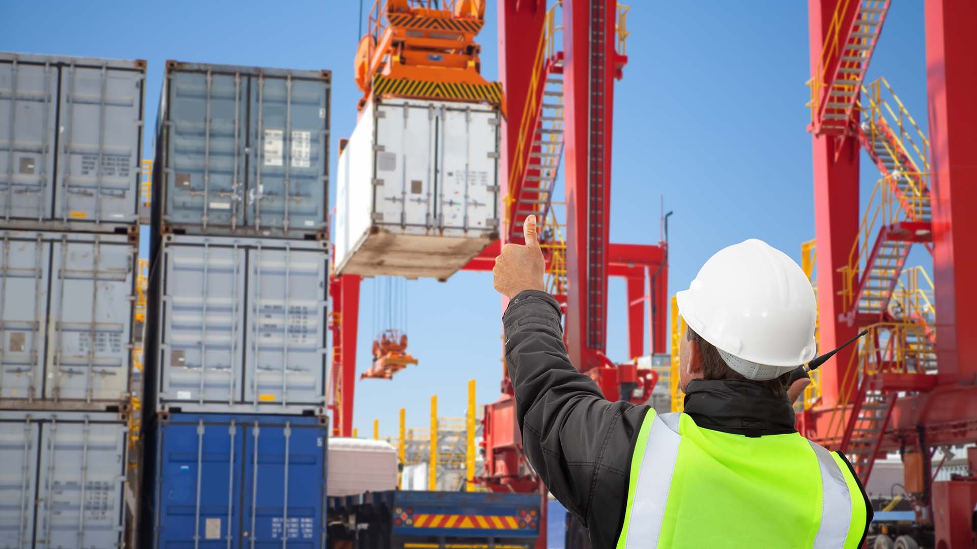 Stevedores strike disrupts operations at Valparaiso terminal, Chile