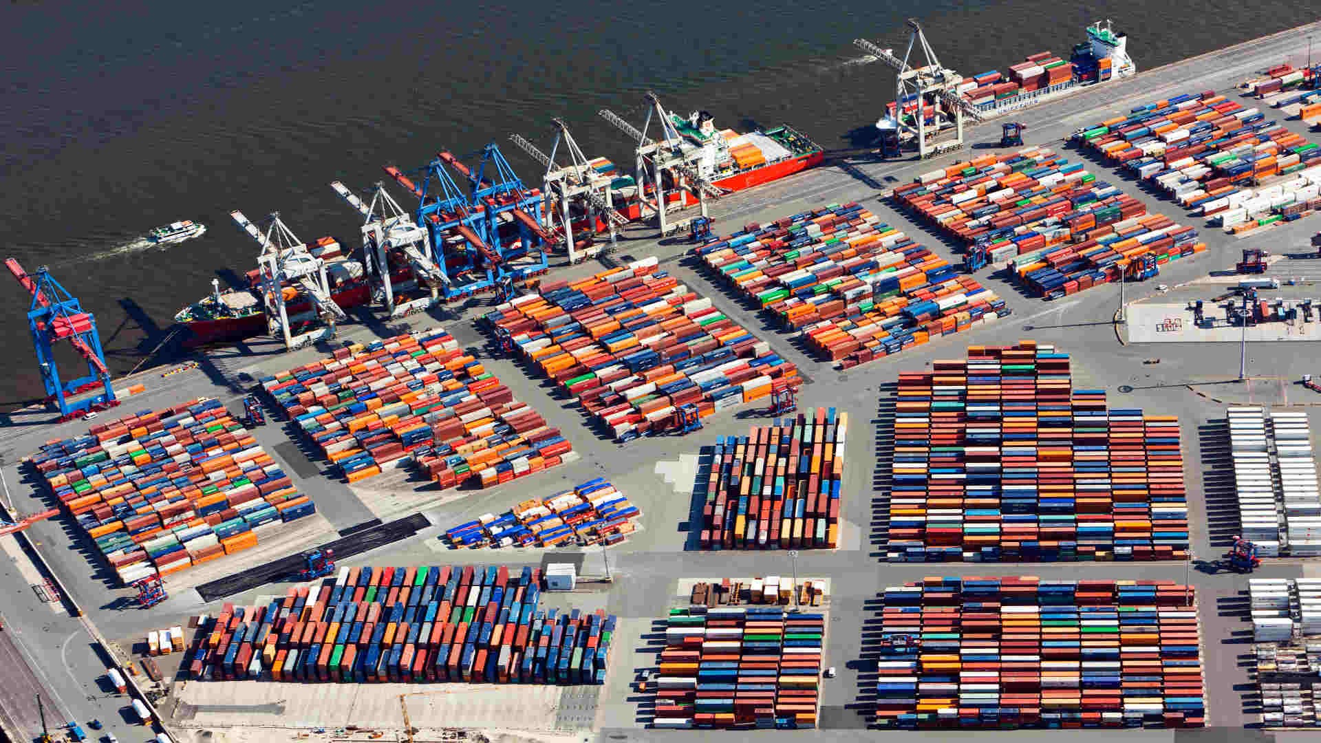 German port workers begin vote on indefinite strike action after pay offer rejection